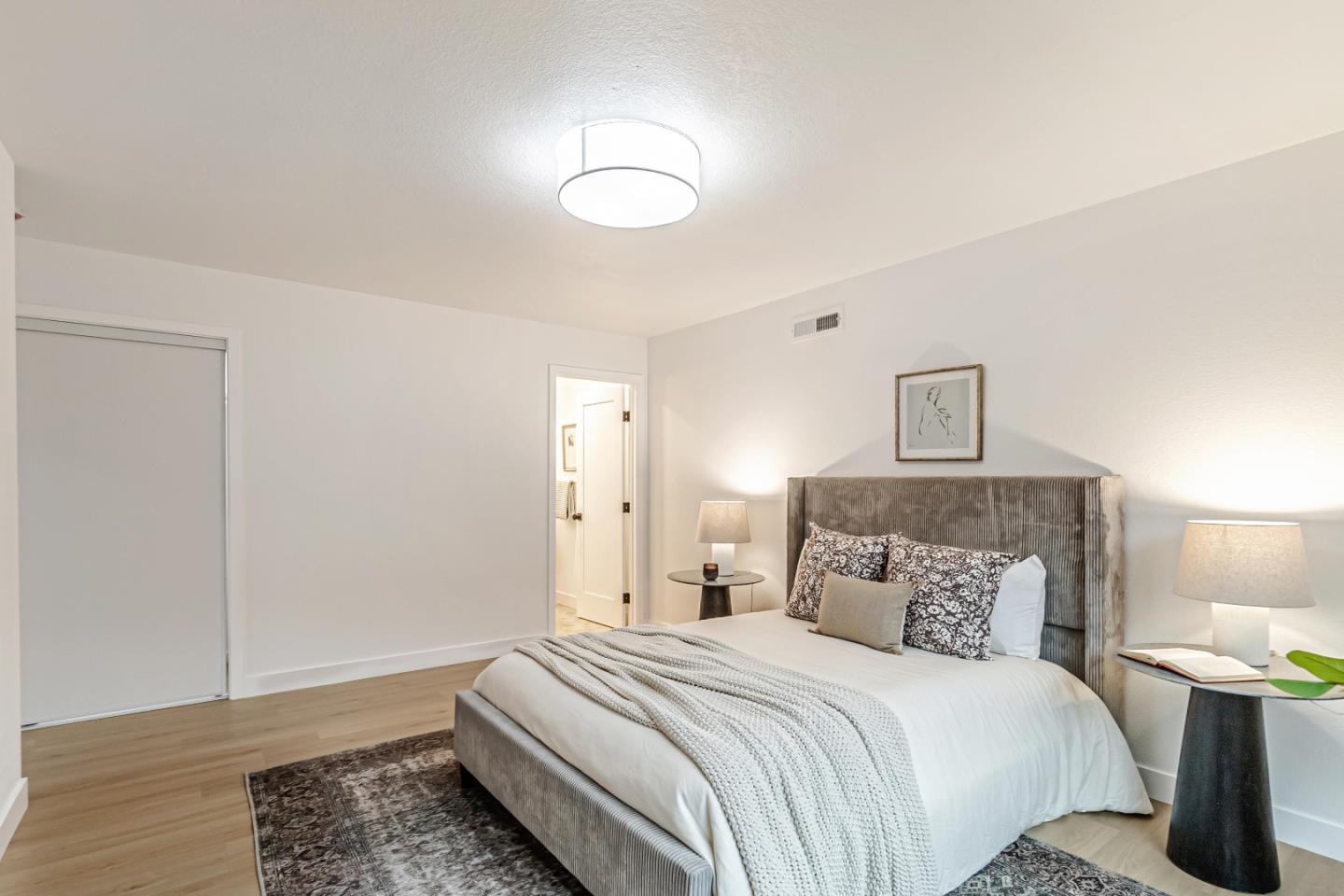 Detail Gallery Image 33 of 41 For 4264 Sayoko Cir, San Jose,  CA 95136 - 4 Beds | 2 Baths