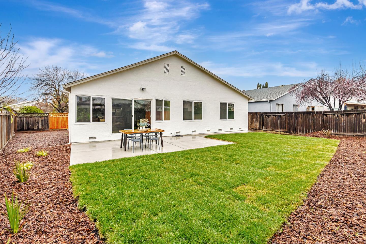 Detail Gallery Image 39 of 41 For 4264 Sayoko Cir, San Jose,  CA 95136 - 4 Beds | 2 Baths
