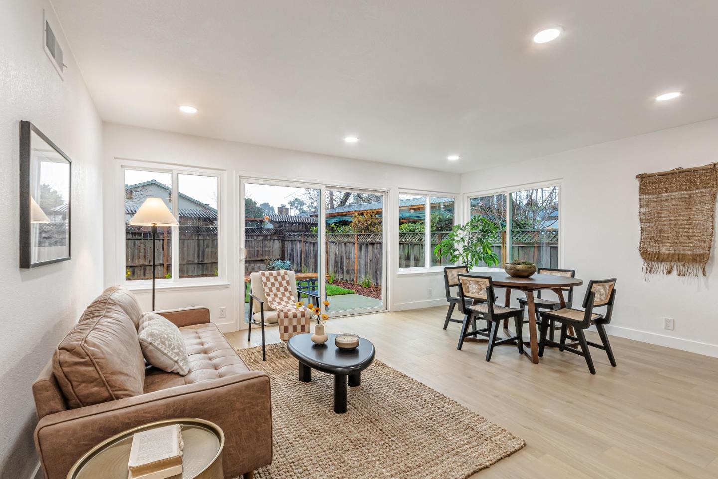 Detail Gallery Image 9 of 41 For 4264 Sayoko Cir, San Jose,  CA 95136 - 4 Beds | 2 Baths