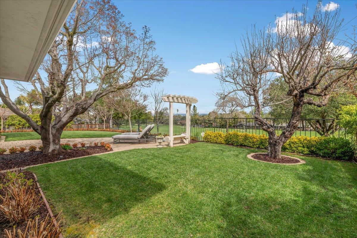 Detail Gallery Image 40 of 44 For 6692 Leyland Park Dr, San Jose,  CA 95120 - 3 Beds | 3 Baths