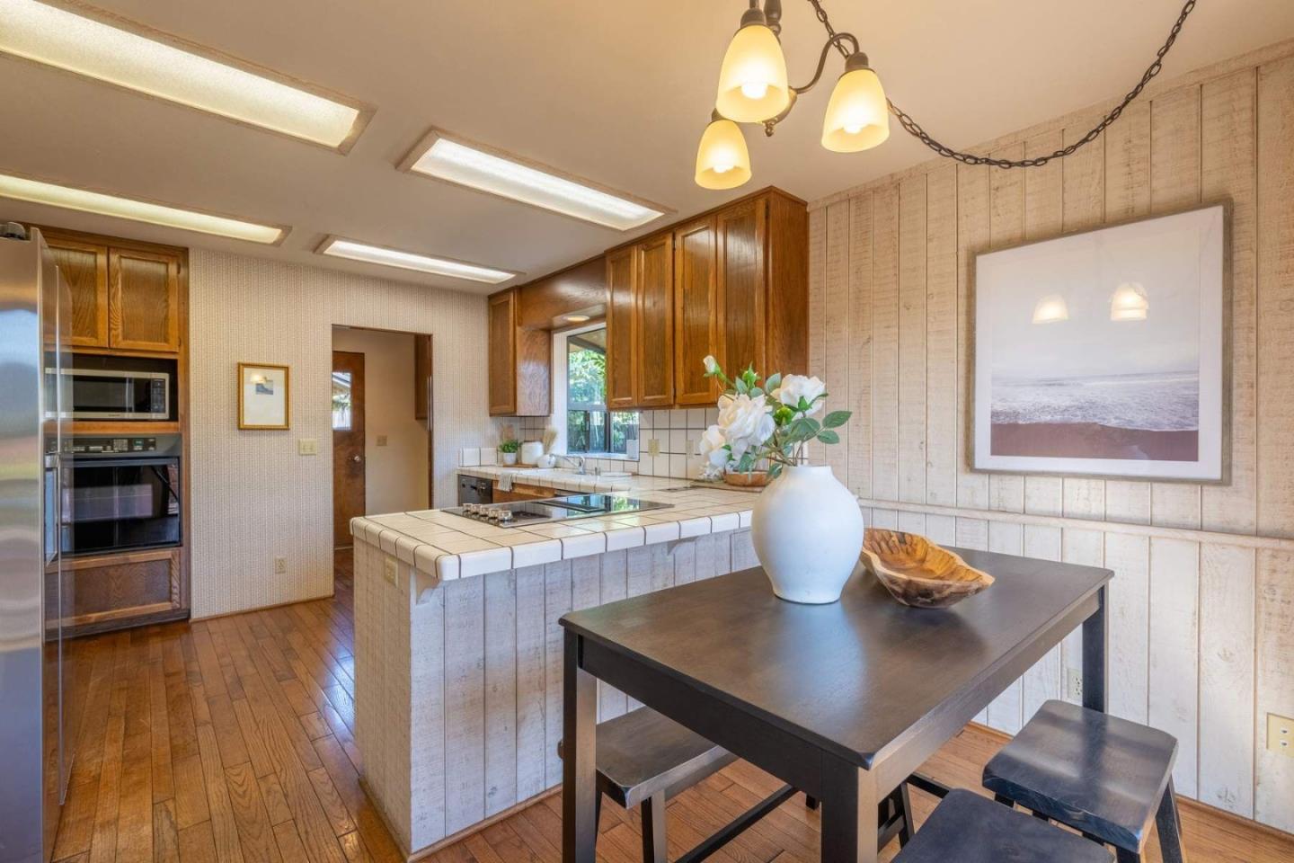 Detail Gallery Image 13 of 33 For 3073 Lasuen Dr, Carmel,  CA 93923 - 2 Beds | 2 Baths