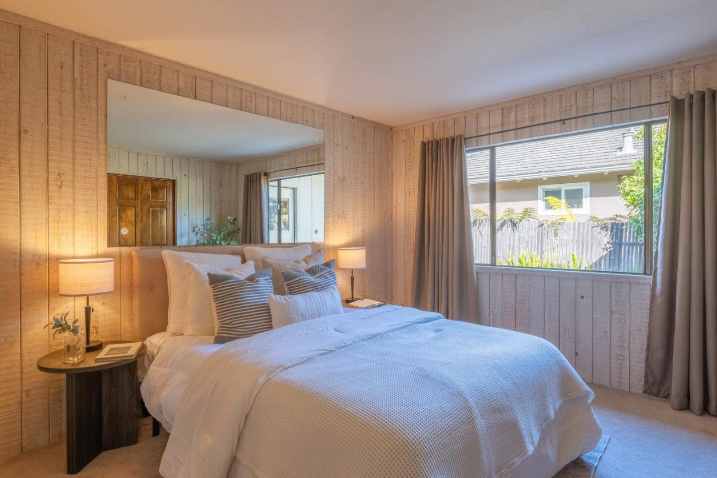 Detail Gallery Image 17 of 33 For 3073 Lasuen Dr, Carmel,  CA 93923 - 2 Beds | 2 Baths