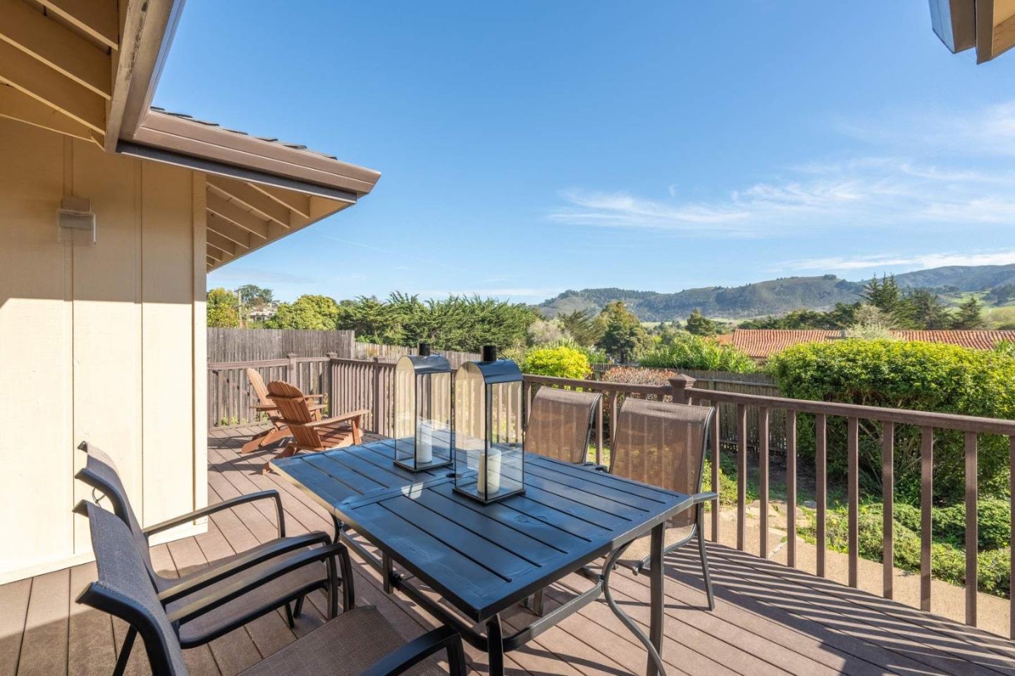 Detail Gallery Image 25 of 33 For 3073 Lasuen Dr, Carmel,  CA 93923 - 2 Beds | 2 Baths