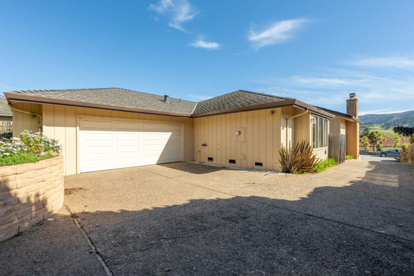 Detail Gallery Image 27 of 33 For 3073 Lasuen Dr, Carmel,  CA 93923 - 2 Beds | 2 Baths