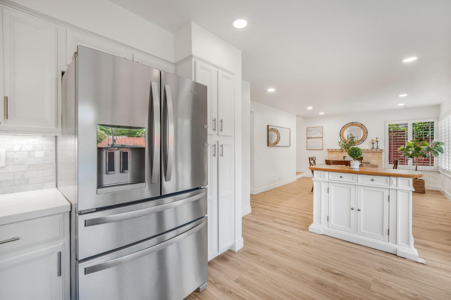 Detail Gallery Image 10 of 44 For 6263 Mahan Dr, San Jose,  CA 95123 - 4 Beds | 2 Baths