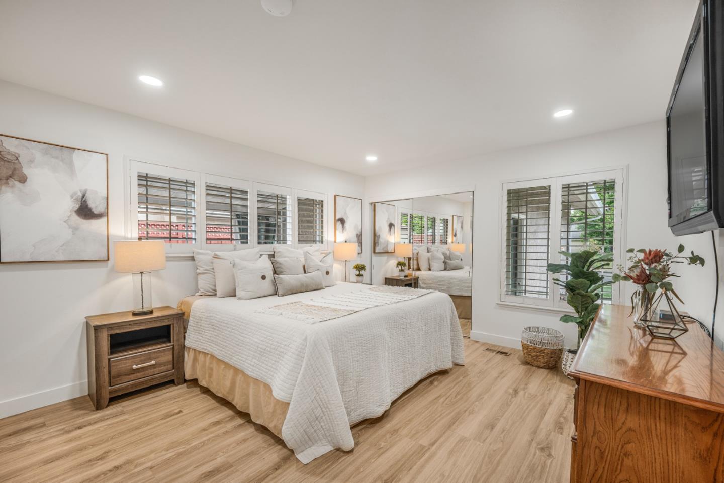 Detail Gallery Image 17 of 44 For 6263 Mahan Dr, San Jose,  CA 95123 - 4 Beds | 2 Baths