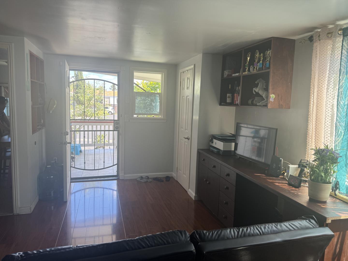 Detail Gallery Image 2 of 9 For 900 Golden Wheel Park  #26 Dr #26,  San Jose,  CA 95112 - 3 Beds | 2 Baths
