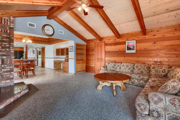 Detail Gallery Image 14 of 30 For 40835 Big Oak Flat Rd, Oakhurst,  CA 93644 - 3 Beds | 2 Baths