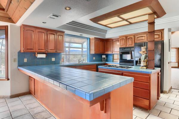 Detail Gallery Image 9 of 30 For 40835 Big Oak Flat Rd, Oakhurst,  CA 93644 - 3 Beds | 2 Baths