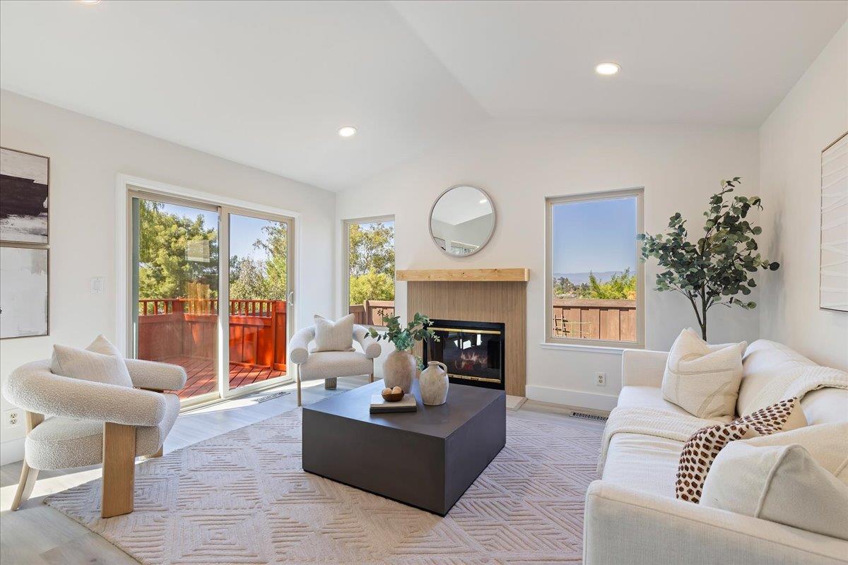 Detail Gallery Image 15 of 47 For 480 Verano Ct, San Jose,  CA 95111 - 3 Beds | 3 Baths