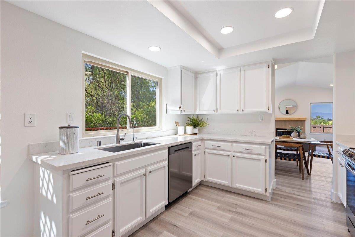 Detail Gallery Image 20 of 47 For 480 Verano Ct, San Jose,  CA 95111 - 3 Beds | 3 Baths