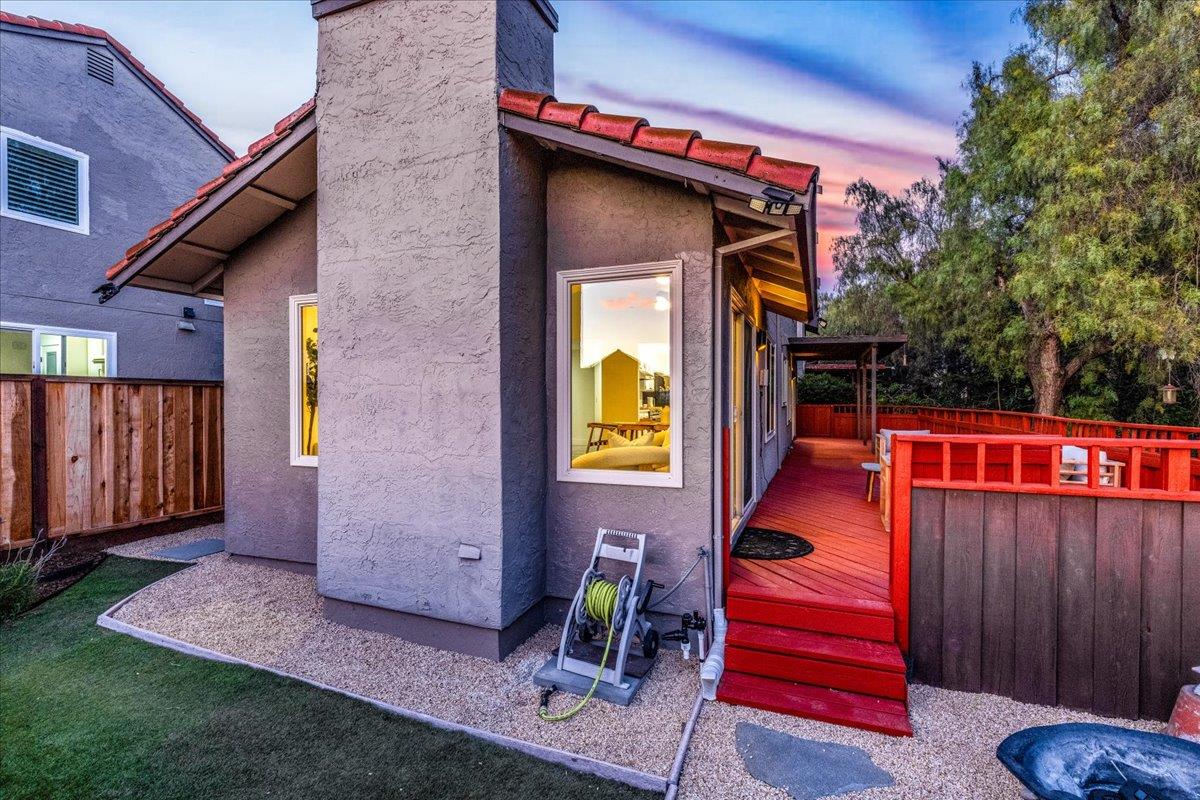 Detail Gallery Image 6 of 47 For 480 Verano Ct, San Jose,  CA 95111 - 3 Beds | 3 Baths