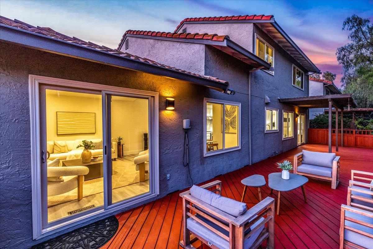 Detail Gallery Image 7 of 47 For 480 Verano Ct, San Jose,  CA 95111 - 3 Beds | 3 Baths