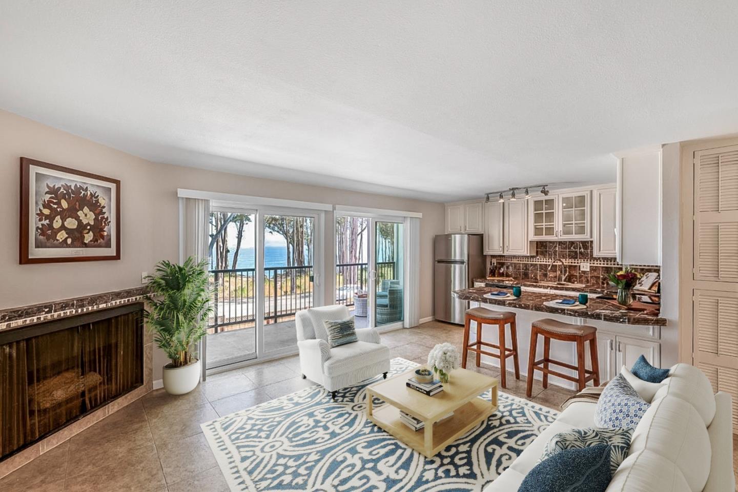 Detail Gallery Image 2 of 15 For 815 Balboa Ave #206,  Capitola,  CA 95010 - 2 Beds | 1/1 Baths