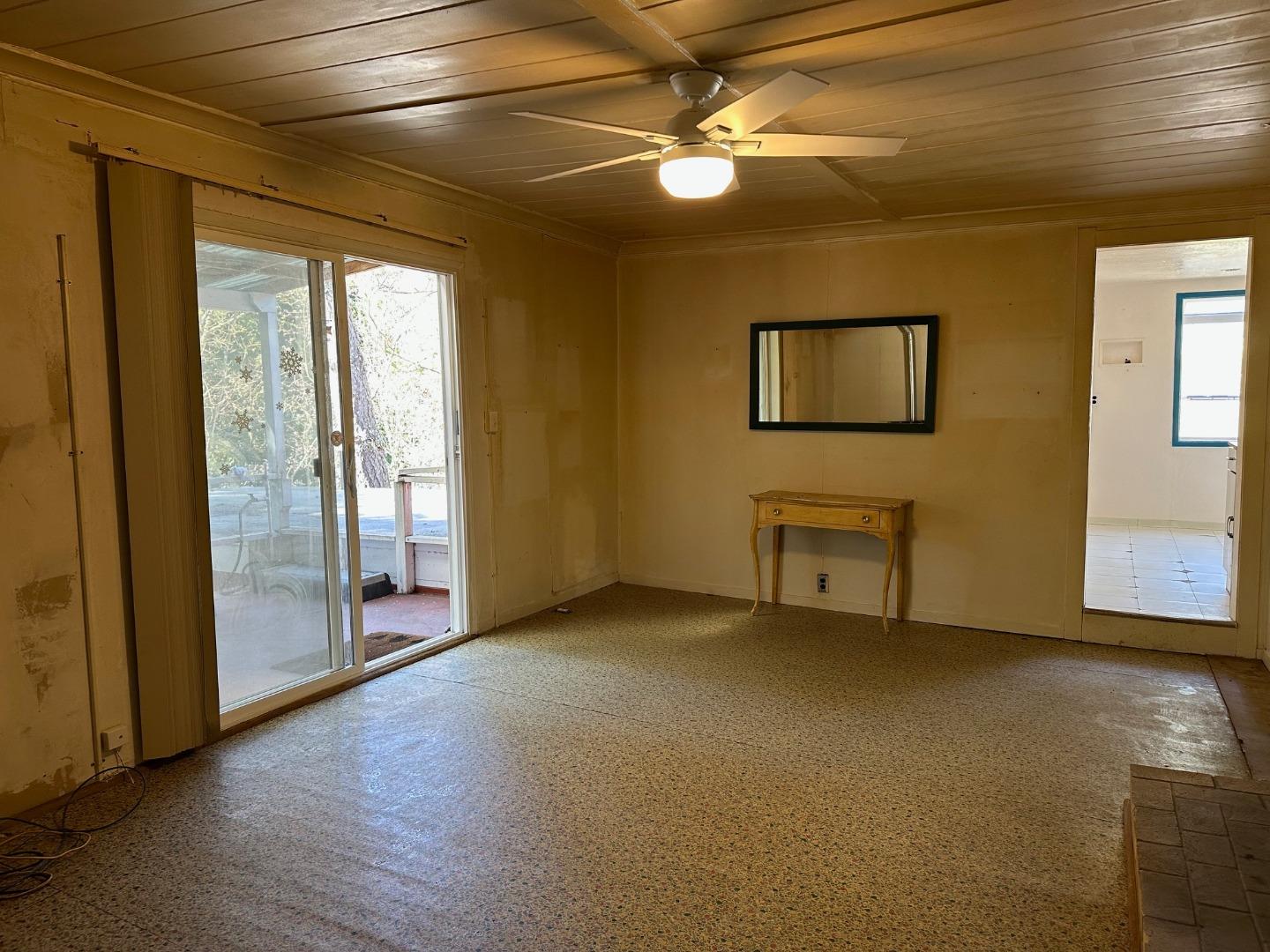 Detail Gallery Image 4 of 25 For 48 Ventura Ave, La Honda,  CA 94020 - 2 Beds | 1 Baths