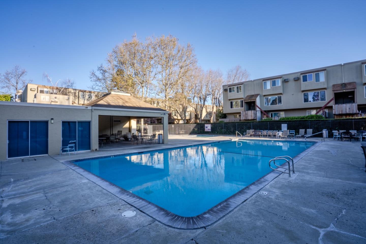 Detail Gallery Image 17 of 20 For 380 Auburn Way #10,  San Jose,  CA 95129 - 2 Beds | 1 Baths