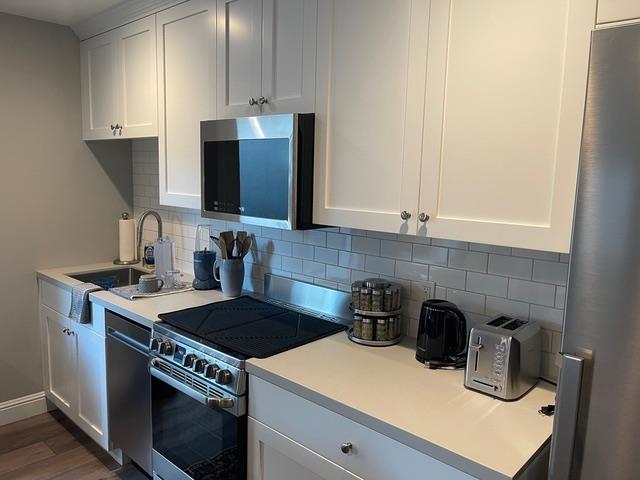 Detail Gallery Image 6 of 26 For 843a Southampton Dr a,  Palo Alto,  CA 94303 - 2 Beds | 2 Baths