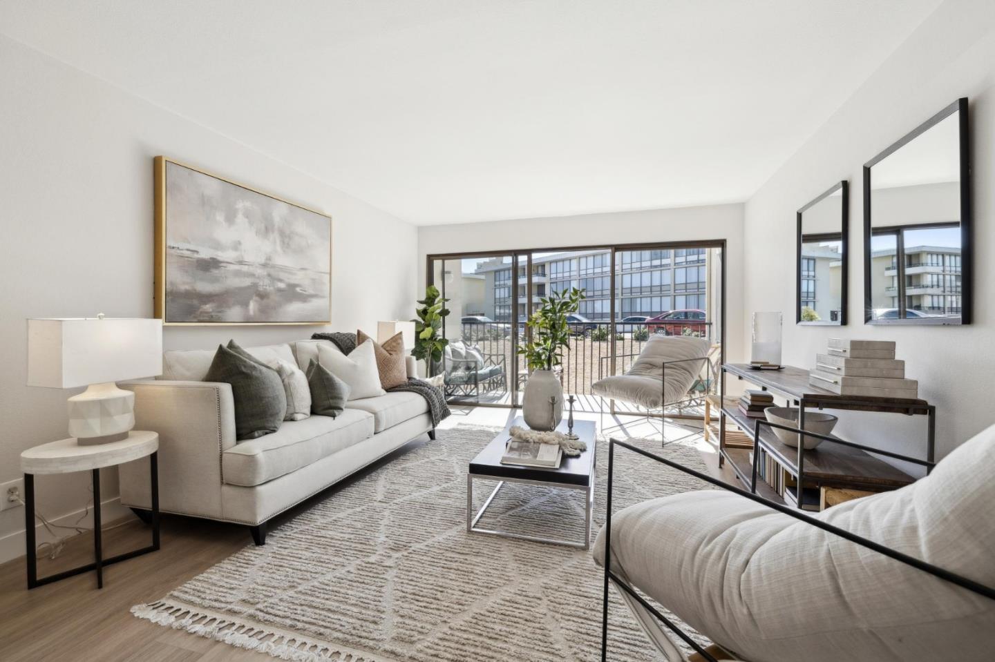 Detail Gallery Image 2 of 40 For 1550 Frontera Way #117,  Millbrae,  CA 94030 - 1 Beds | 1 Baths