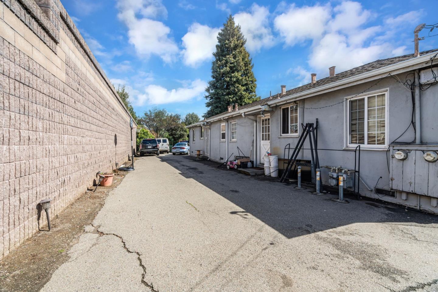 Detail Gallery Image 6 of 15 For 584 Macarthur Ave, San Jose,  CA 95128 - – Beds | – Baths