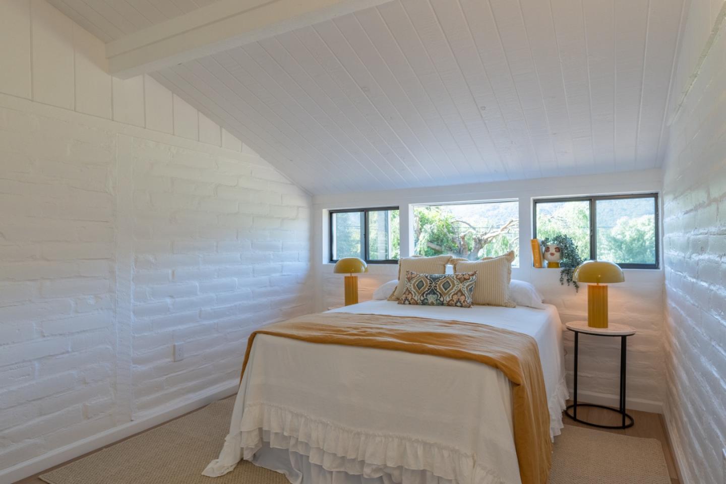 Detail Gallery Image 19 of 56 For 187 Ford Road, Carmel Valley,  CA 93924 - 4 Beds | 3 Baths