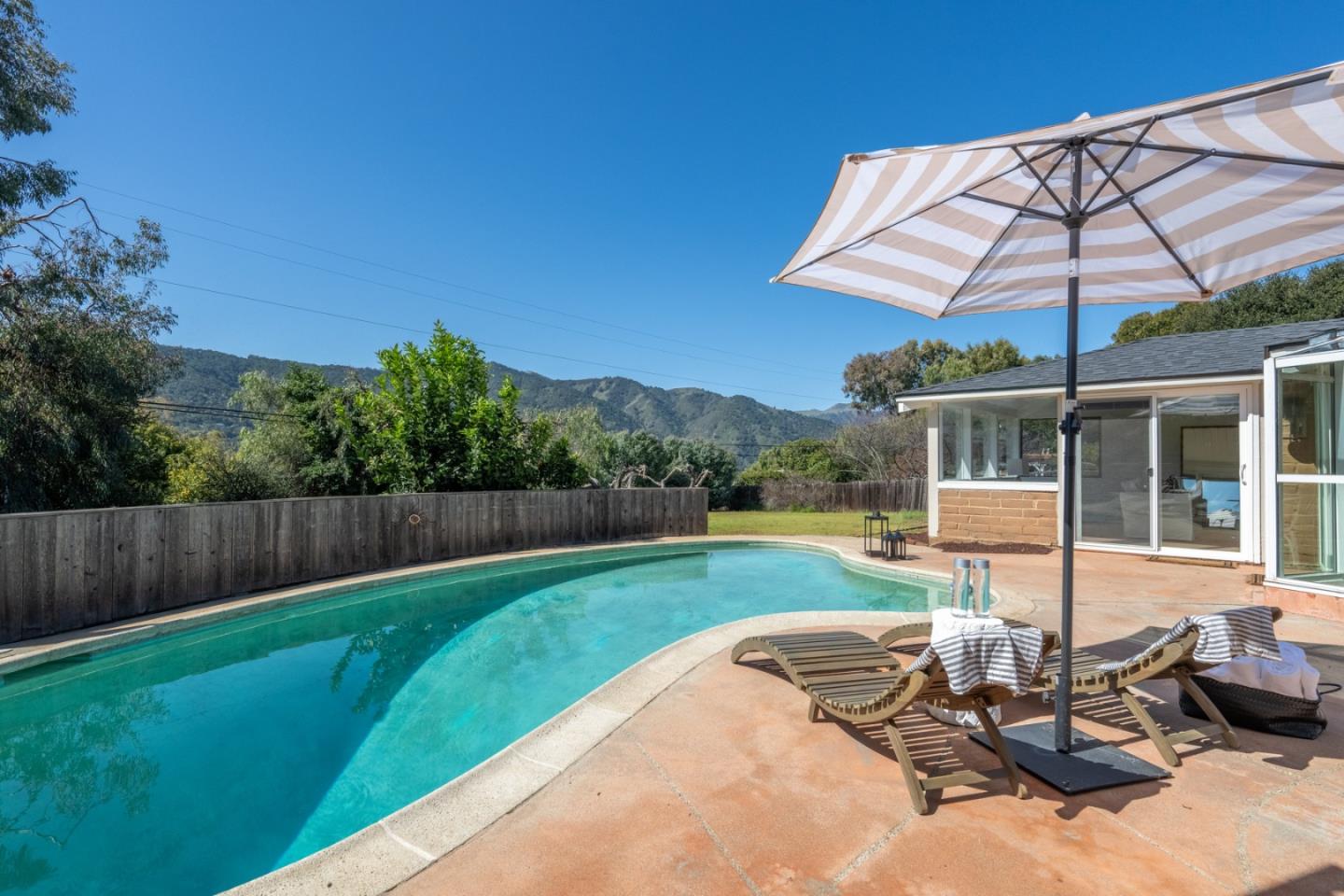Detail Gallery Image 2 of 56 For 187 Ford Road, Carmel Valley,  CA 93924 - 4 Beds | 3 Baths