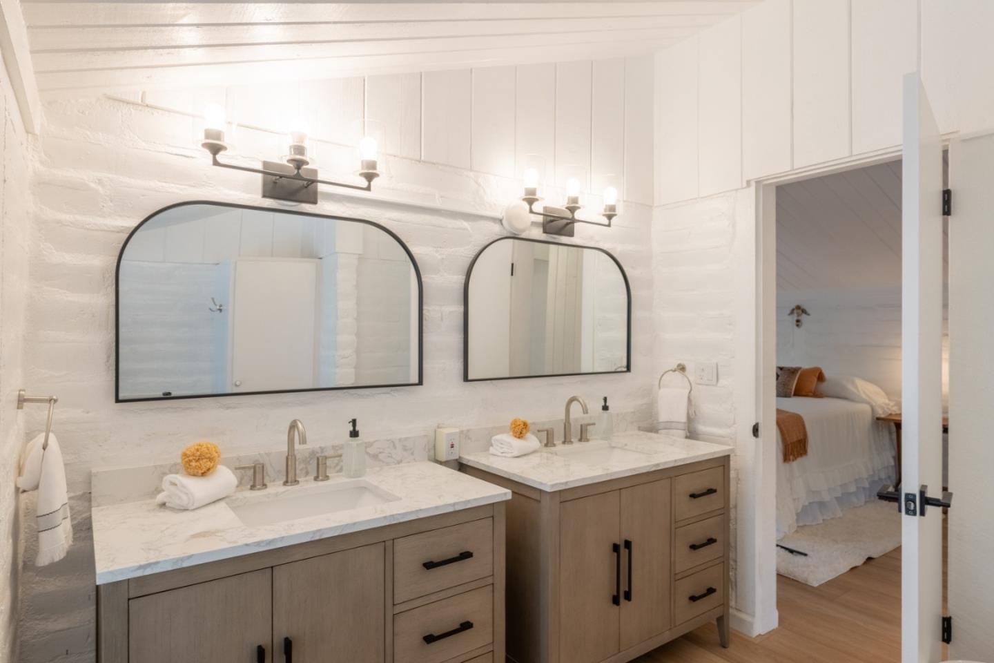 Detail Gallery Image 23 of 56 For 187 Ford Road, Carmel Valley,  CA 93924 - 4 Beds | 3 Baths