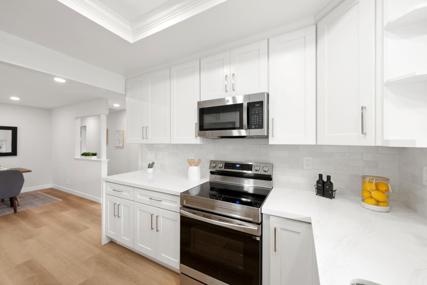 Detail Gallery Image 11 of 38 For 1493 Mallard Way, Sunnyvale,  CA 94087 - 4 Beds | 2 Baths