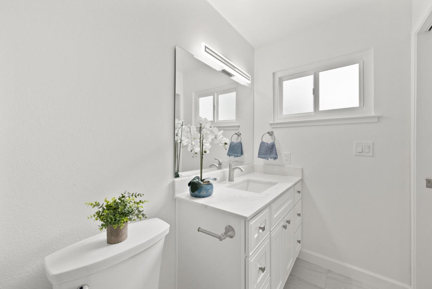 Detail Gallery Image 20 of 38 For 1493 Mallard Way, Sunnyvale,  CA 94087 - 4 Beds | 2 Baths