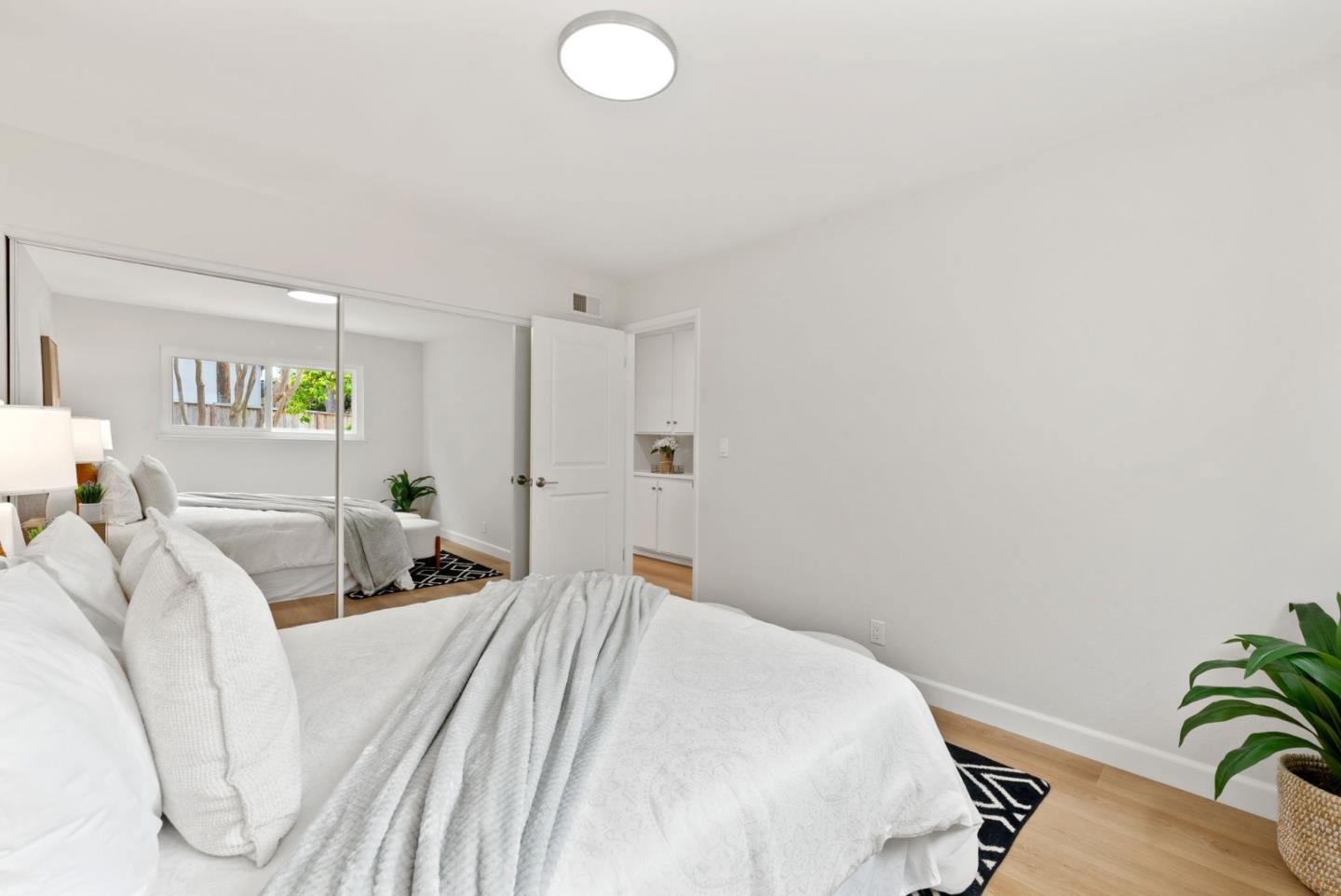 Detail Gallery Image 23 of 38 For 1493 Mallard Way, Sunnyvale,  CA 94087 - 4 Beds | 2 Baths