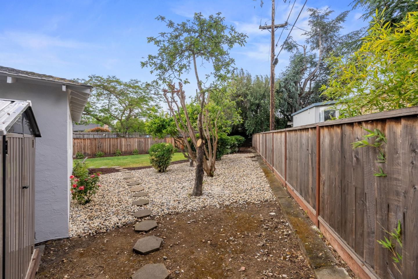 Detail Gallery Image 34 of 38 For 1493 Mallard Way, Sunnyvale,  CA 94087 - 4 Beds | 2 Baths