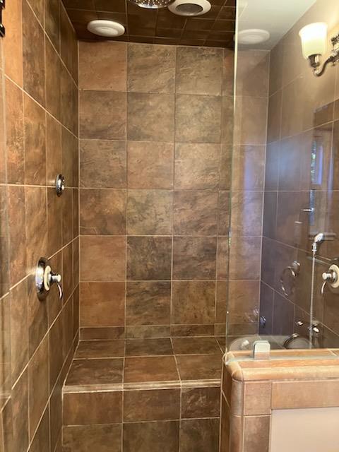 Detail Gallery Image 19 of 21 For 5 Maple Way, San Carlos,  CA 94070 - 5 Beds | 4 Baths