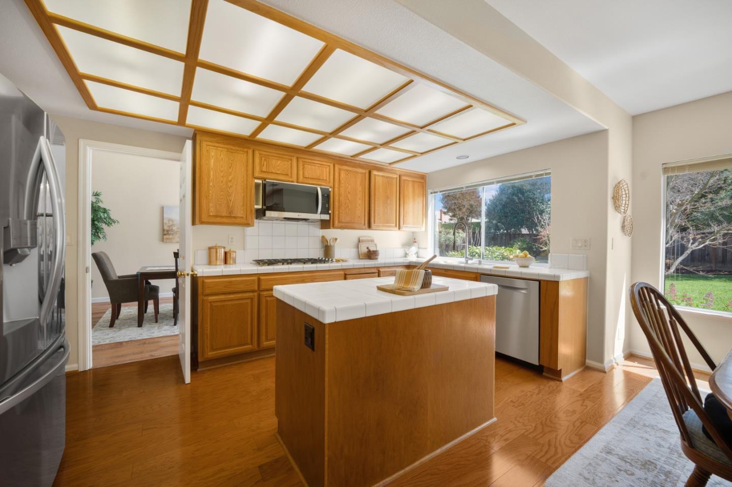 Detail Gallery Image 10 of 43 For 1780 Diana Ave, Morgan Hill,  CA 95037 - 5 Beds | 3 Baths