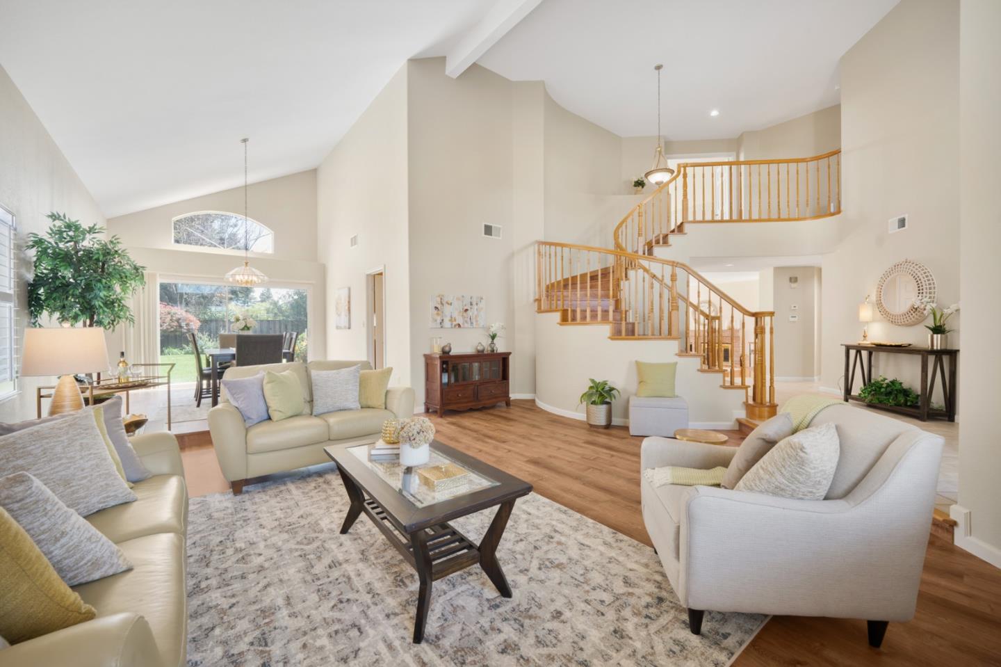 Detail Gallery Image 5 of 43 For 1780 Diana Ave, Morgan Hill,  CA 95037 - 5 Beds | 3 Baths