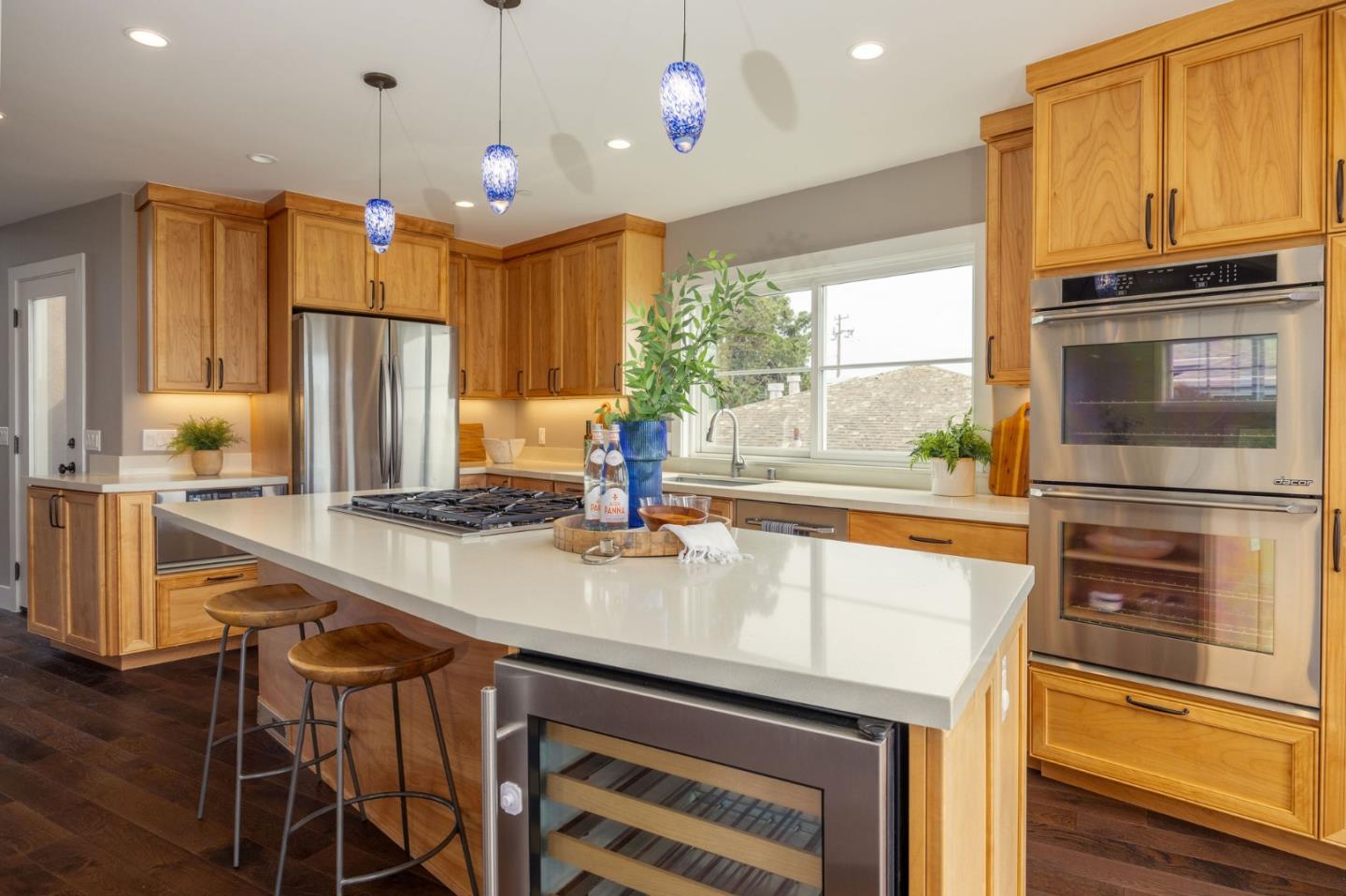 Detail Gallery Image 2 of 37 For 127 Madrona Ave, El Granada,  CA 94018 - 3 Beds | 2/1 Baths