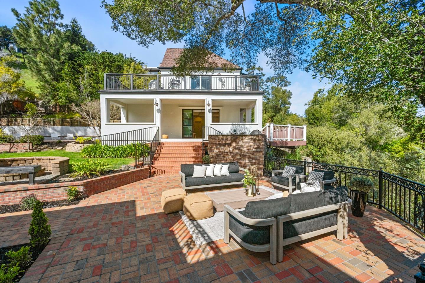 Detail Gallery Image 119 of 191 For 760 Chateau Dr, Hillsborough,  CA 94010 - 6 Beds | 8 Baths