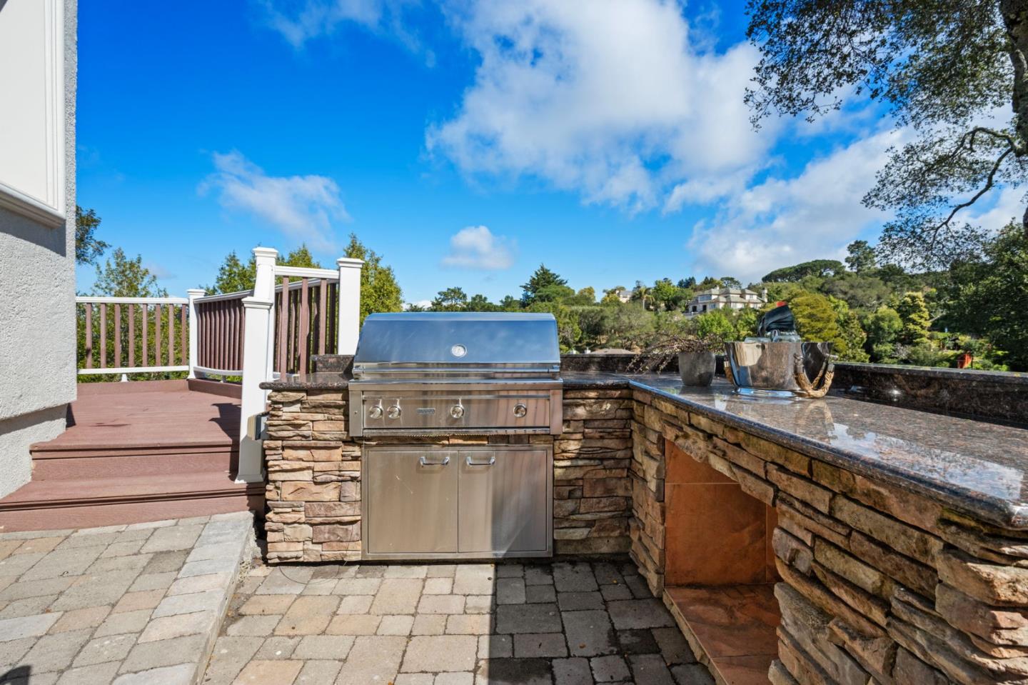 Detail Gallery Image 153 of 191 For 760 Chateau Dr, Hillsborough,  CA 94010 - 6 Beds | 8 Baths