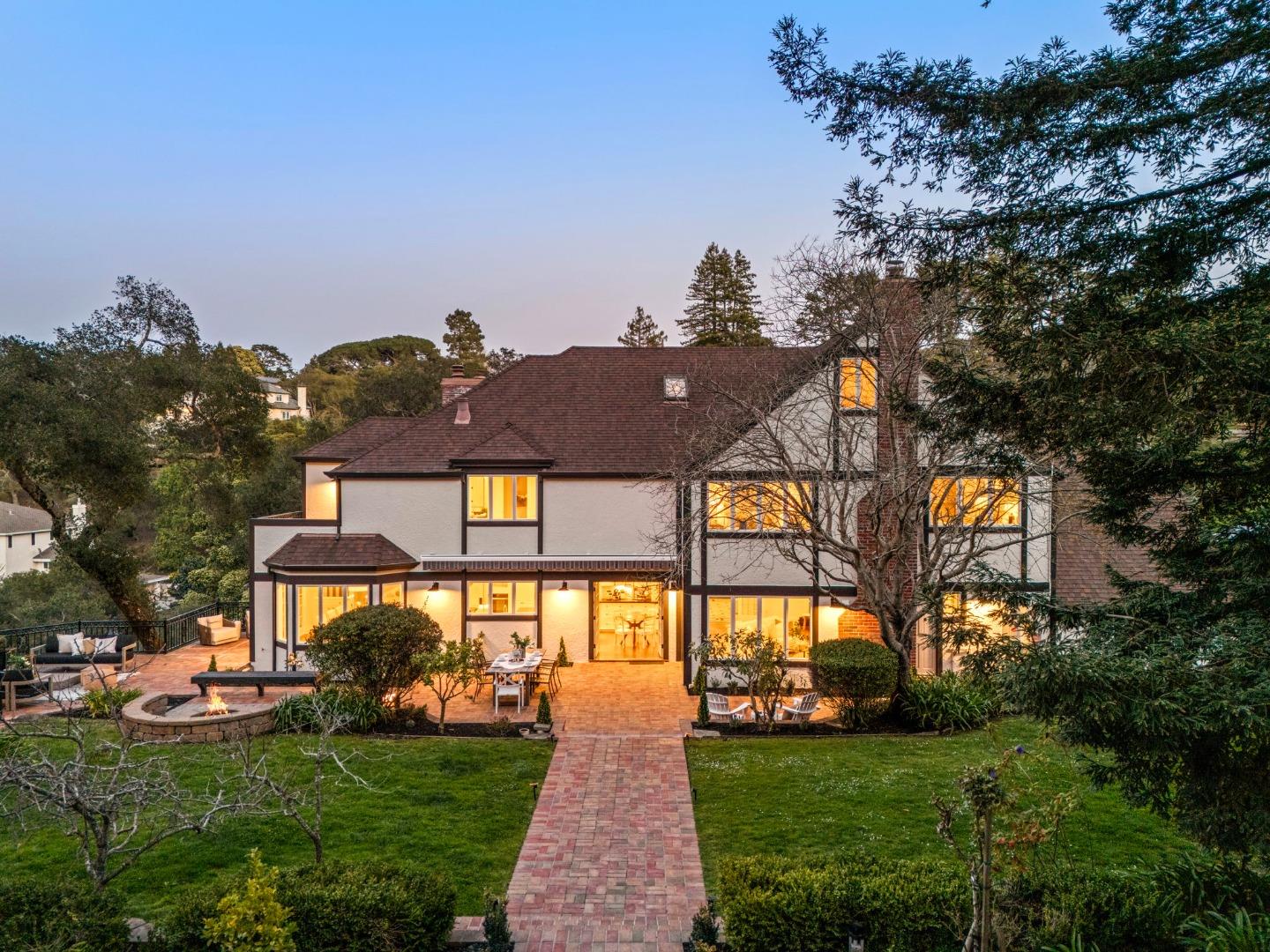 Detail Gallery Image 175 of 191 For 760 Chateau Dr, Hillsborough,  CA 94010 - 6 Beds | 8 Baths