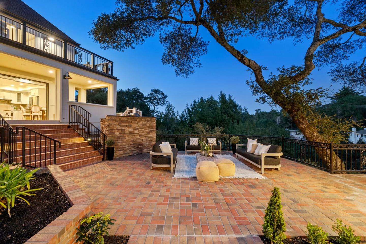 Detail Gallery Image 178 of 191 For 760 Chateau Dr, Hillsborough,  CA 94010 - 6 Beds | 8 Baths
