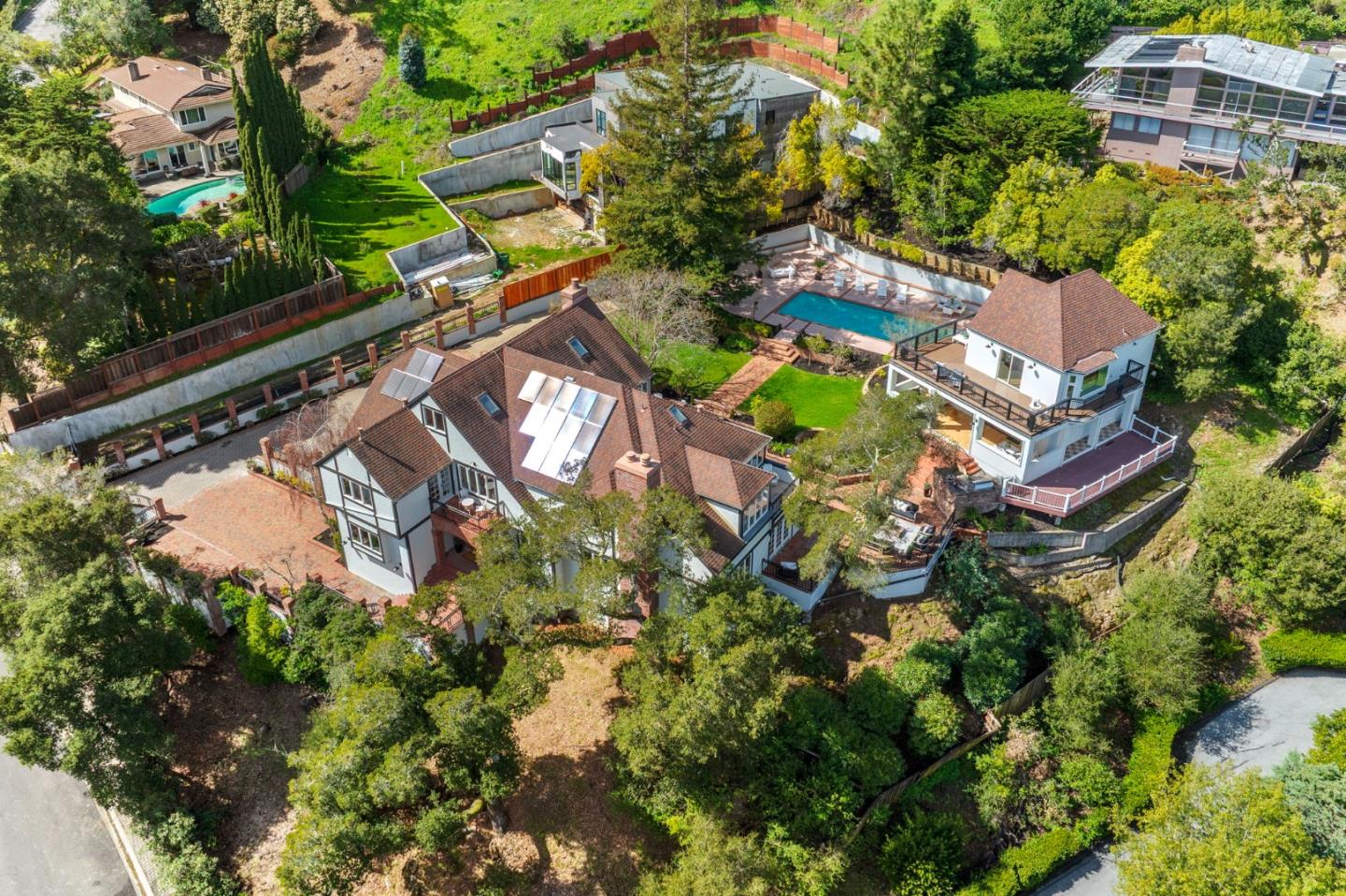 Detail Gallery Image 188 of 191 For 760 Chateau Dr, Hillsborough,  CA 94010 - 6 Beds | 8 Baths