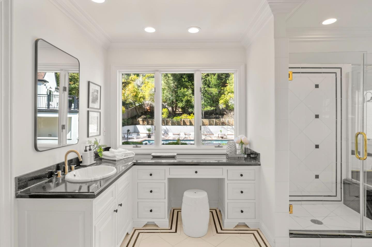 Detail Gallery Image 65 of 191 For 760 Chateau Dr, Hillsborough,  CA 94010 - 6 Beds | 8 Baths