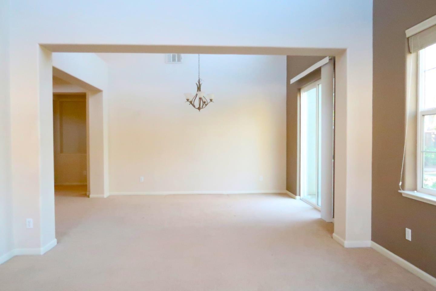 Detail Gallery Image 3 of 3 For 4265 the Masters Dr, Fairfield,  CA 94533 - 3 Beds | 2/1 Baths