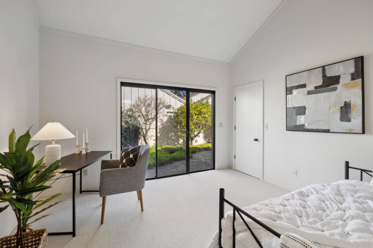 Detail Gallery Image 19 of 30 For 28064 Heron Ct, Carmel,  CA 93923 - 3 Beds | 3 Baths
