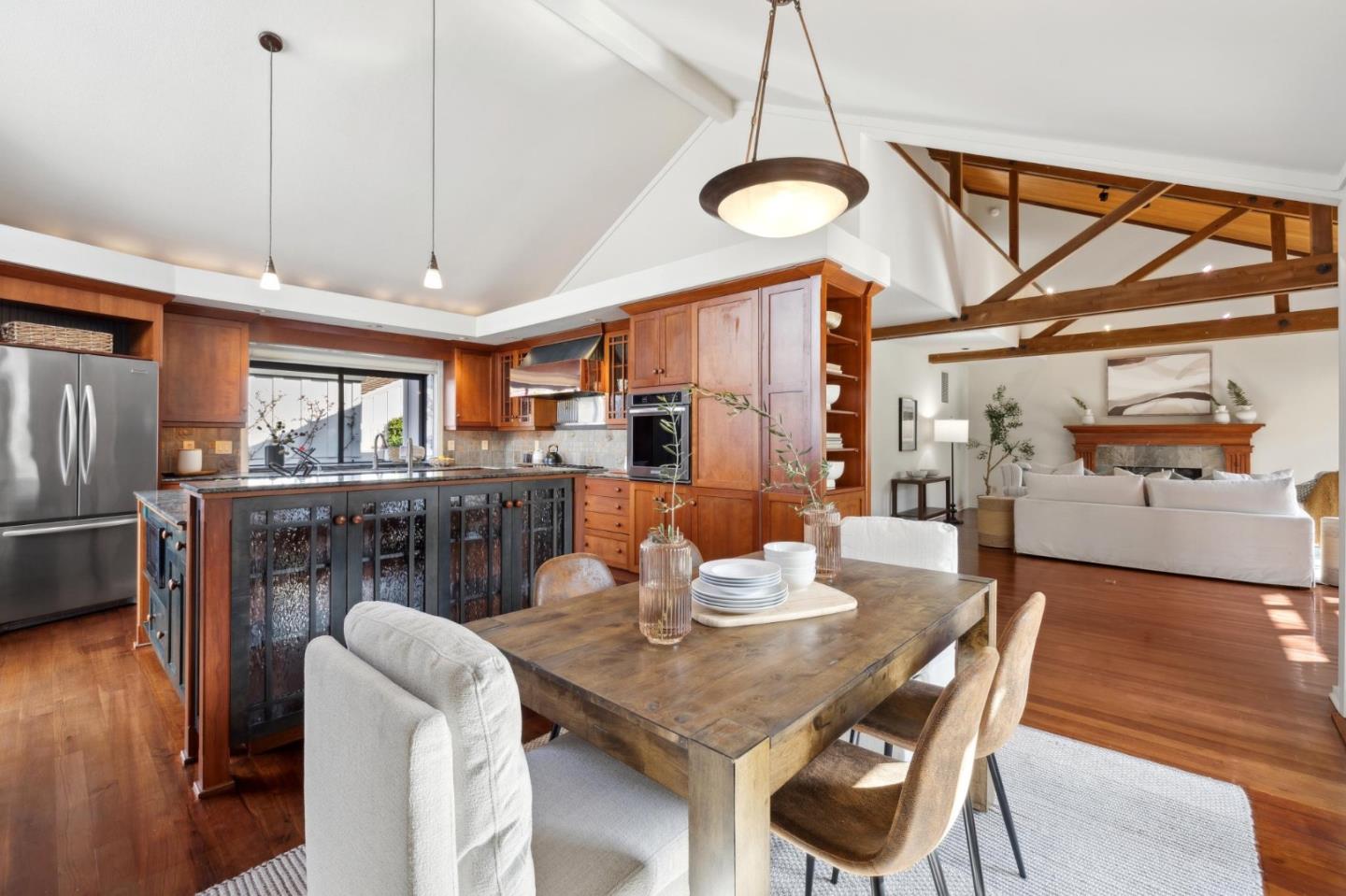 Detail Gallery Image 8 of 30 For 28064 Heron Ct, Carmel,  CA 93923 - 3 Beds | 3 Baths