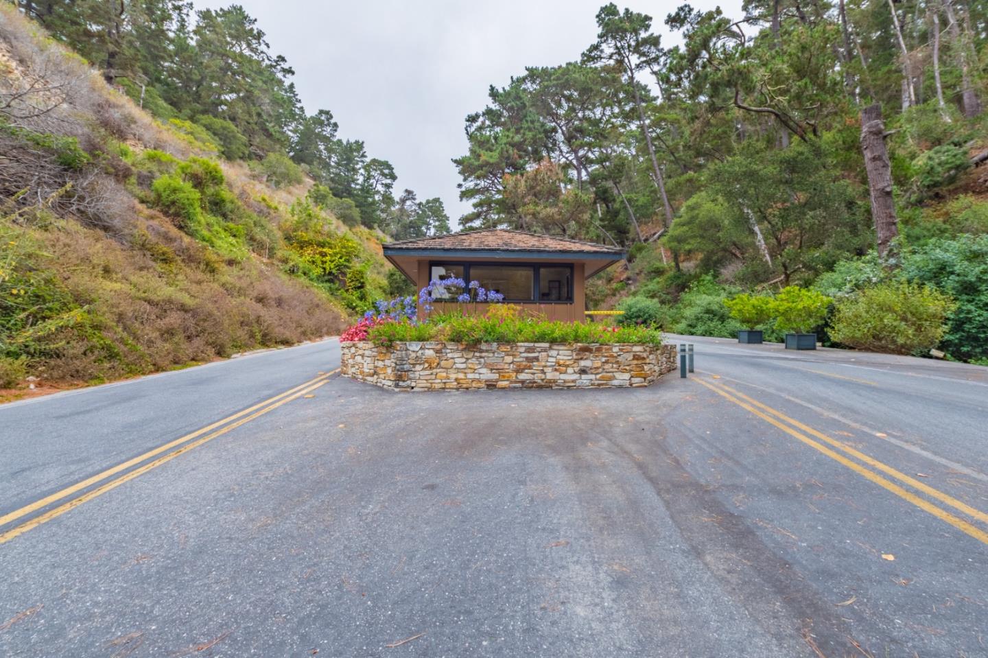 Detail Gallery Image 31 of 35 For 143 Del Mesa Carmel, Carmel,  CA 93923 - 2 Beds | 2 Baths