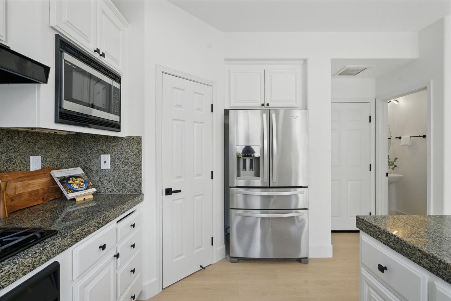 Detail Gallery Image 12 of 55 For 1145 Arabelle Way, San Jose,  CA 95132 - 4 Beds | 2/1 Baths