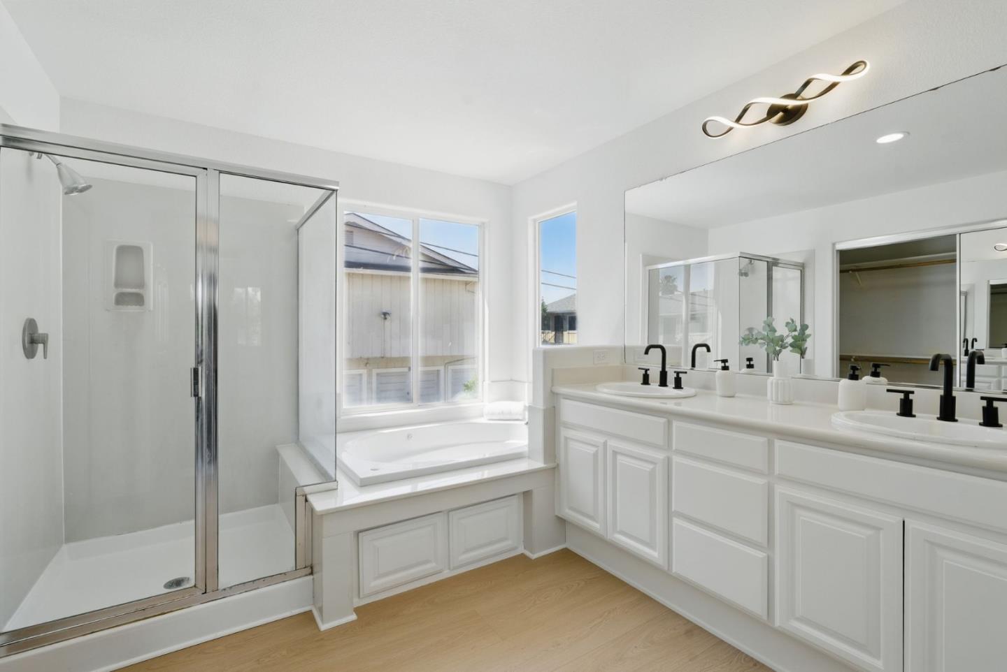 Detail Gallery Image 20 of 55 For 1145 Arabelle Way, San Jose,  CA 95132 - 4 Beds | 2/1 Baths