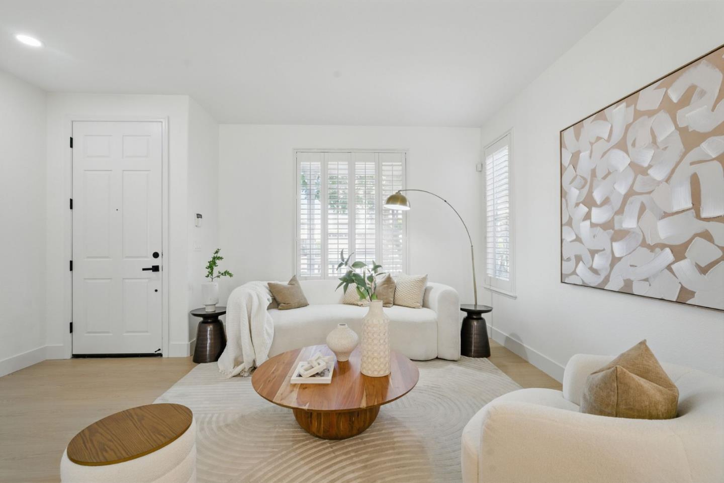 Detail Gallery Image 5 of 55 For 1145 Arabelle Way, San Jose,  CA 95132 - 4 Beds | 2/1 Baths