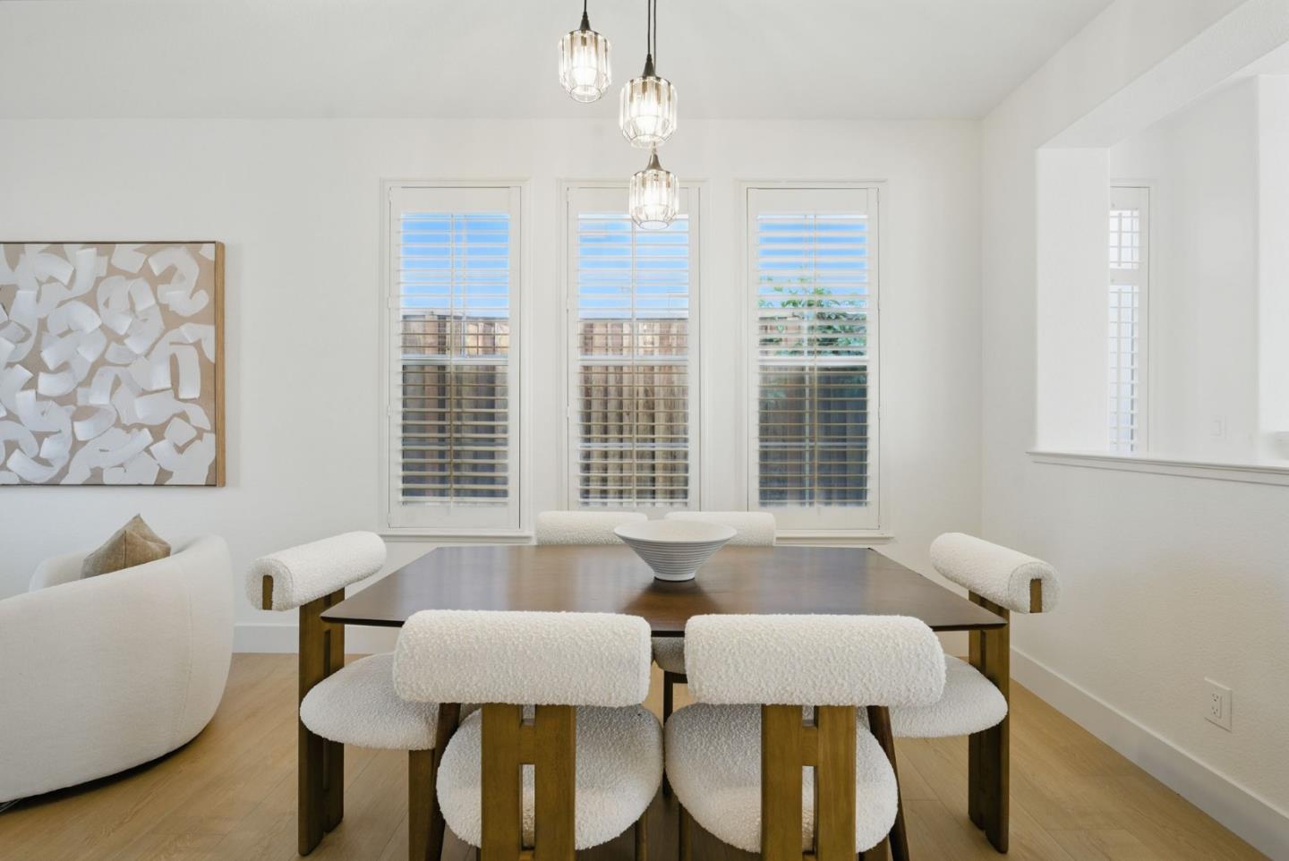 Detail Gallery Image 8 of 55 For 1145 Arabelle Way, San Jose,  CA 95132 - 4 Beds | 2/1 Baths