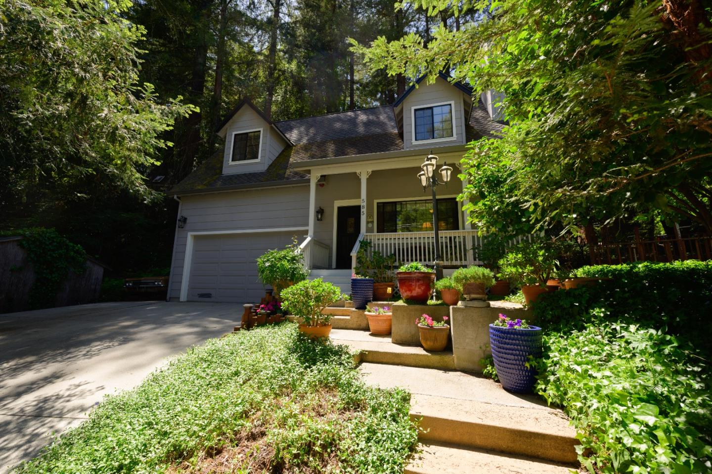 Detail Gallery Image 2 of 70 For 585 Bethany Dr, Scotts Valley,  CA 95066 - 3 Beds | 3 Baths
