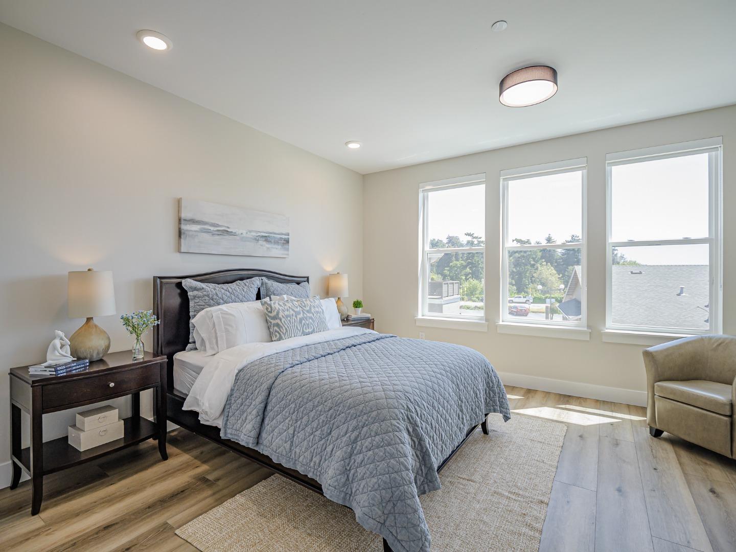 Detail Gallery Image 12 of 31 For 116 Aptos Village Way #3,  Aptos,  CA 95003 - 2 Beds | 2 Baths